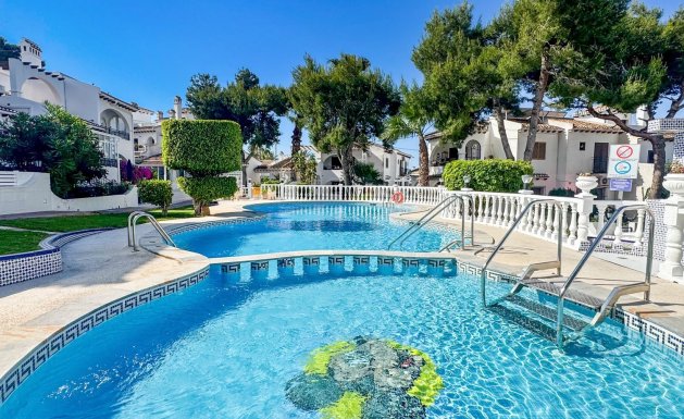 Resale - Chalet - Torrevieja - Nueva Torrevieja - Aguas Nuevas