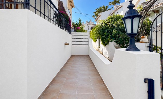 Resale - Chalet - Torrevieja - Nueva Torrevieja - Aguas Nuevas