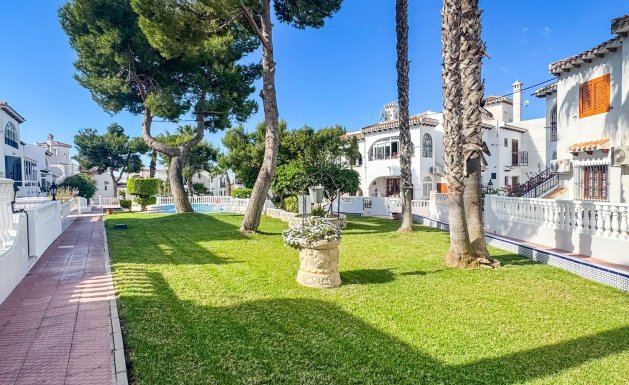 Resale - Chalet - Torrevieja - Nueva Torrevieja - Aguas Nuevas