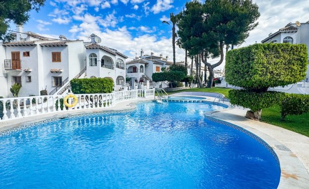 Resale - Chalet - Torrevieja - Nueva Torrevieja - Aguas Nuevas