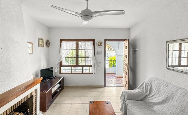 Resale - Chalet - Torrevieja - Nueva Torrevieja - Aguas Nuevas