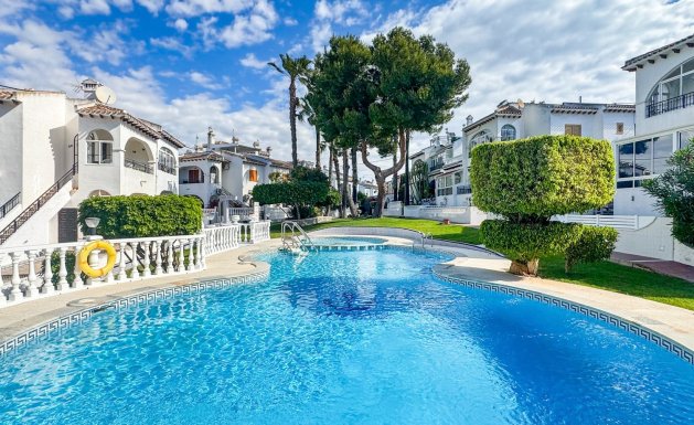 Resale - Chalet - Torrevieja - Nueva Torrevieja - Aguas Nuevas