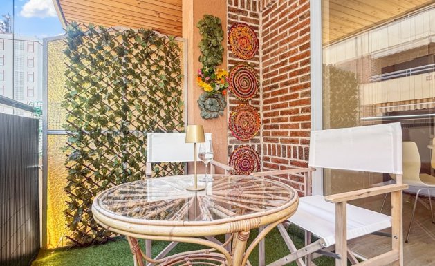 Resale - Apartment - Torrevieja - El Acequión - Los Náufragos