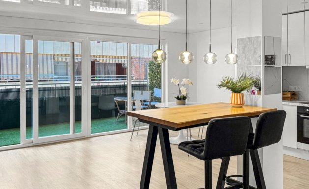 Resale - Apartment - Torrevieja - El Acequión - Los Náufragos