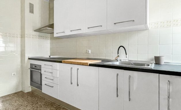 Resale - Apartment - Guardamar del Segura - Pueblo