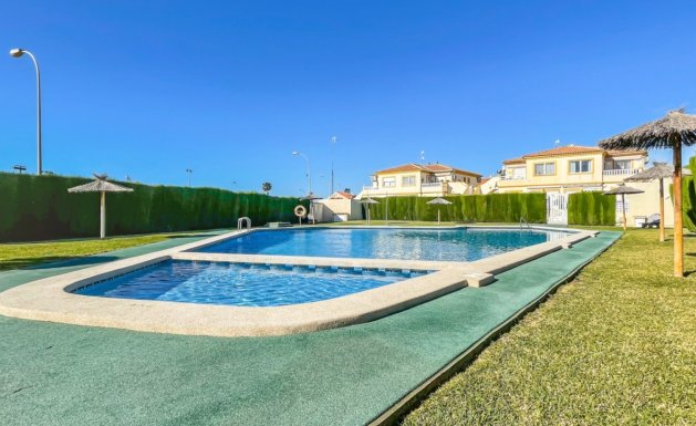 Reventa - Chalet - Orihuela Costa - Playa Flamenca