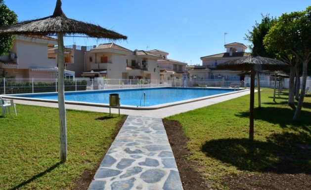 Resale - Apartment - Orihuela Costa - Playa Flamenca