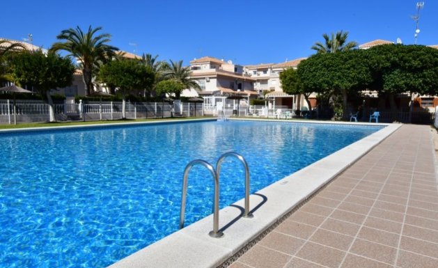 Resale - Apartment - Orihuela Costa - Playa Flamenca