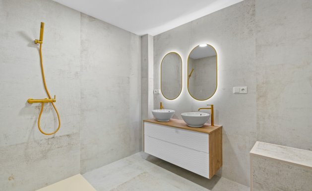 Resale - Apartment - Torrevieja - Playa del Acequión