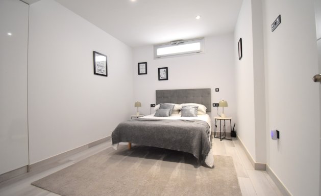 Herverkoop - Detached villa - Orihuela Costa - Lomas de Cabo Roig