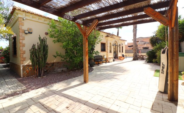 Resale - Detached villa - Formentera del Segura - Fincas de La Vega