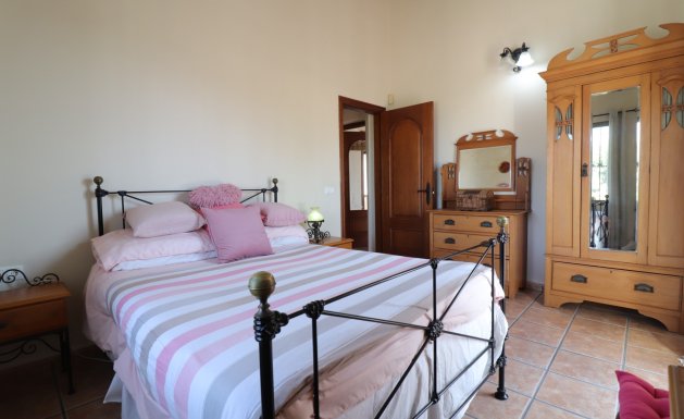 Resale - Country property  - Albatera - Albatera - Country