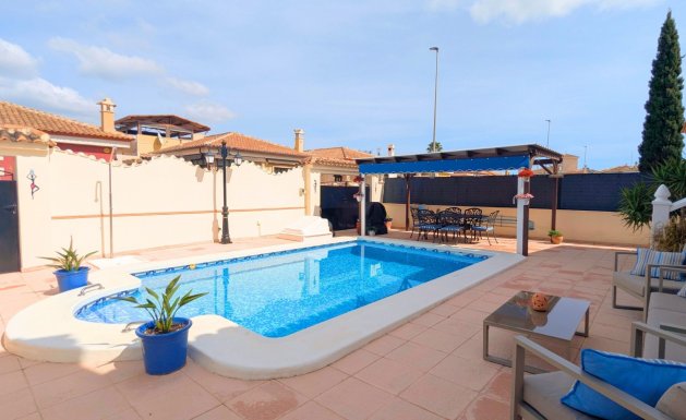 Resale - Detached villa - Orihuela - Bigastro