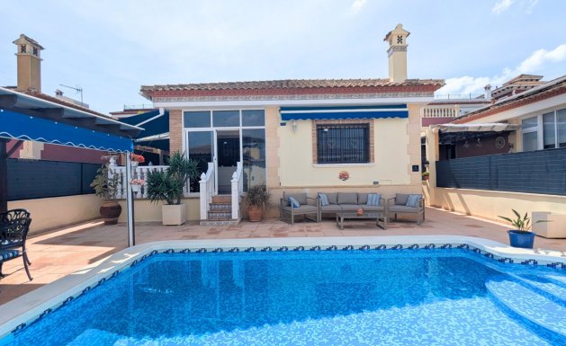 Resale - Detached villa - Orihuela - Bigastro