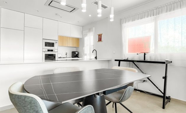 Resale - Apartment - Guardamar del Segura - El Raso