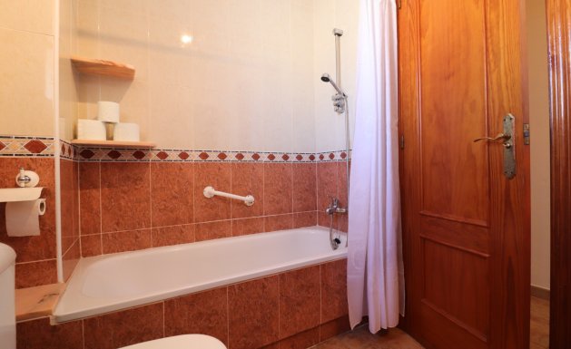 Resale - Detached villa - San Miguel de Salinas - Lake View Mansions