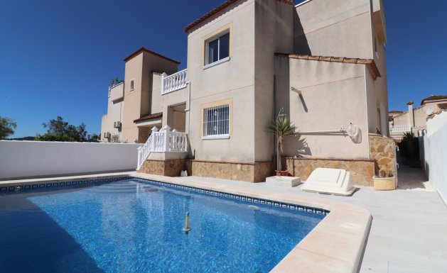 Resale - Detached villa - San Miguel de Salinas - Lake View Mansions
