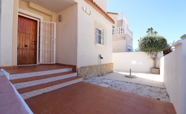 Resale - Detached villa - San Miguel de Salinas - Lake View Mansions