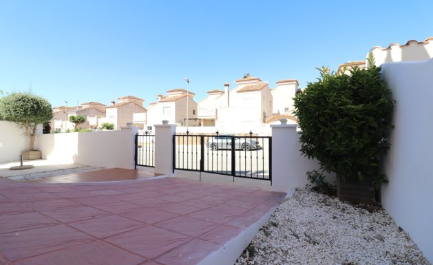 Resale - Detached villa - San Miguel de Salinas - Lake View Mansions