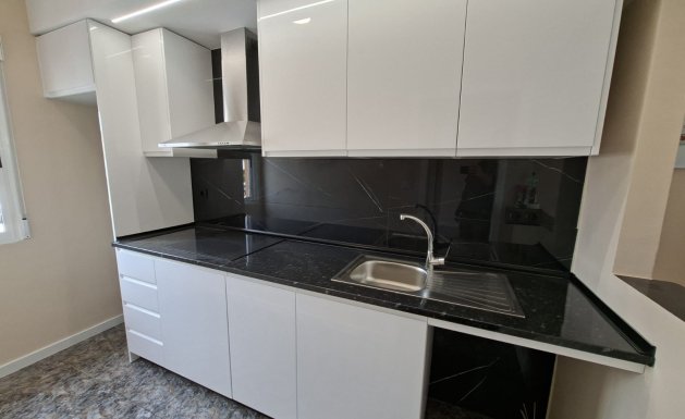 Resale - Apartment - Orihuela Costa - Punta Prima