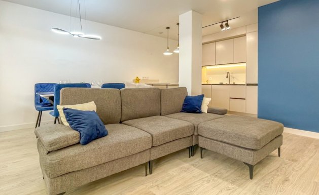 Resale - Apartment - Torrevieja - El Acequión - Los Náufragos