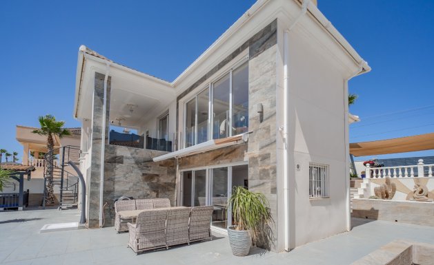 Resale - Villa / Detached - Ciudad Quesada - La Marquesa Golf