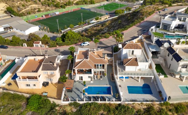 Resale - Villa / Detached - Ciudad Quesada - La Marquesa Golf