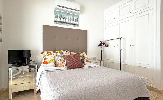 Resale - Detached villa - Orihuela Costa - Villamartín