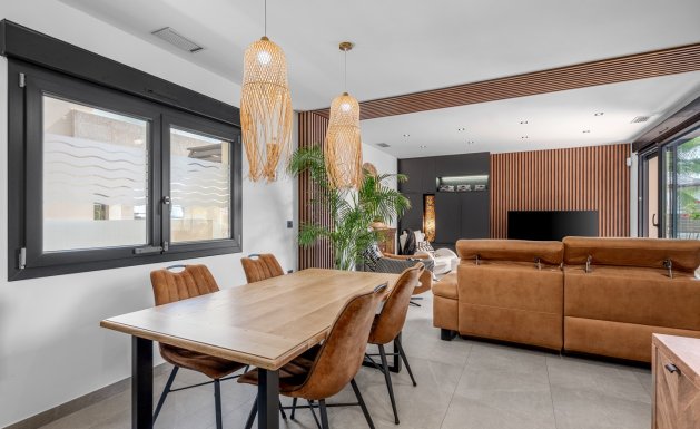 Reventa - Villa - Benijofar
