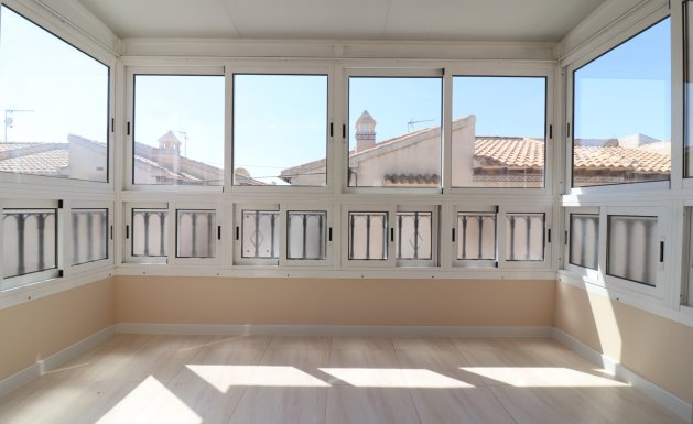 Resale - Apartment - Orihuela Costa - Punta Prima