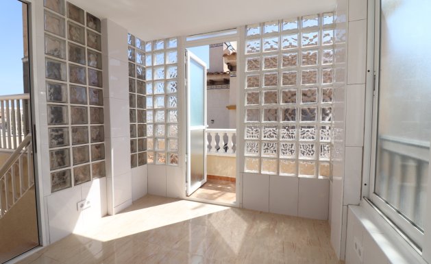 Resale - Apartment - Orihuela Costa - Punta Prima