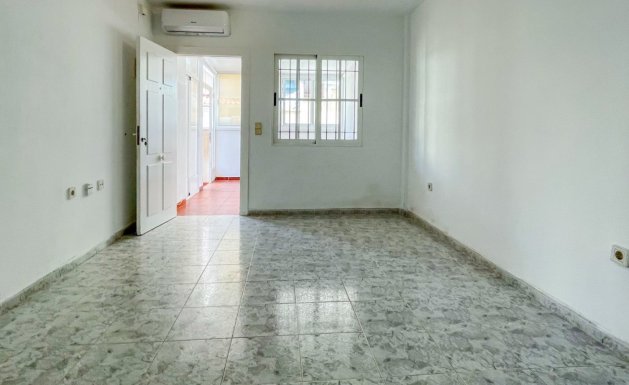 Resale - Chalet - Orihuela Costa - Playa Flamenca