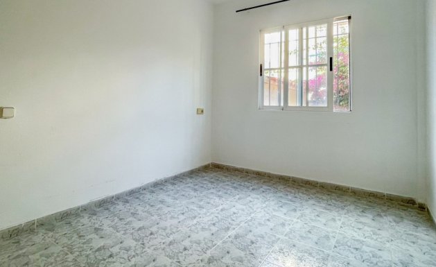 Resale - Chalet - Orihuela Costa - Playa Flamenca