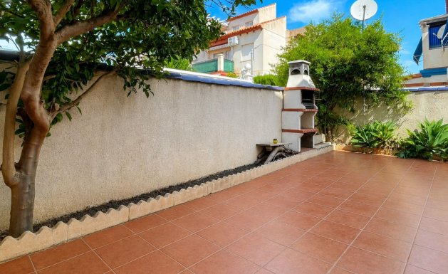 Resale - Chalet - Orihuela Costa - Playa Flamenca
