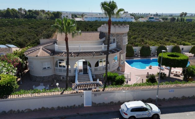 Reventa - Villa - Ciudad Quesada - Doña Pena