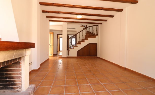 Resale - Semi Detached Villa - Algorfa - La Finca Golf Resort