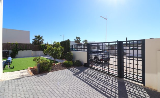Resale - Detached villa - Algorfa - La Finca Golf Resort