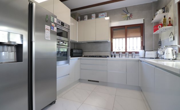 Resale - Detached villa - Formentera del Segura - Fincas de La Vega