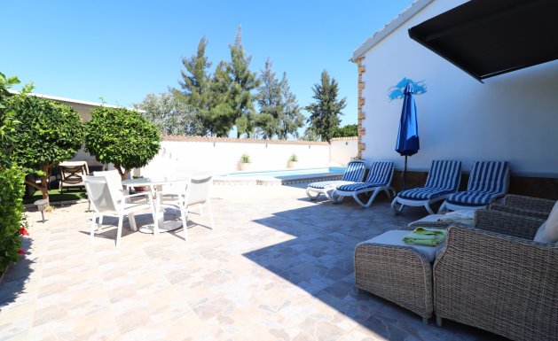 Resale - Detached villa - Formentera del Segura - Fincas de La Vega
