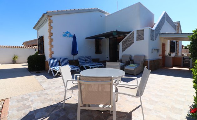 Resale - Detached villa - Formentera del Segura - Fincas de La Vega