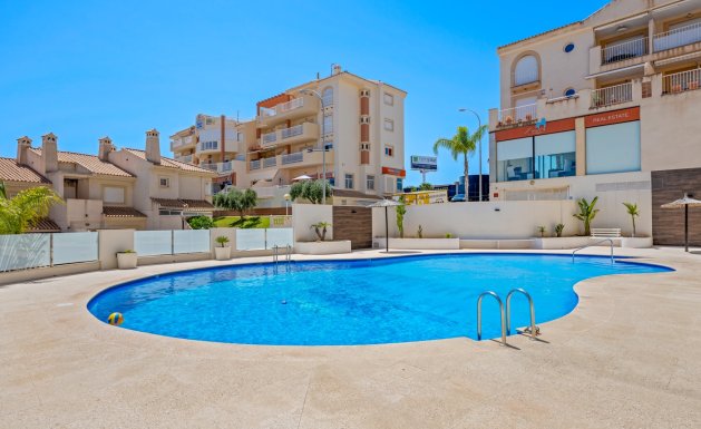 Resale - Apartment - Cabo Roig