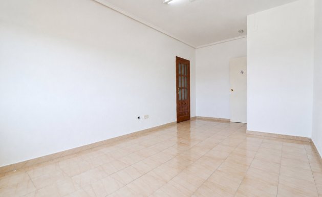 Resale - Commercial - Ciudad Quesada - Doña Pepa