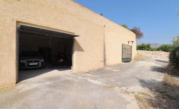 Resale - Country property  - Albatera - Albatera - Country