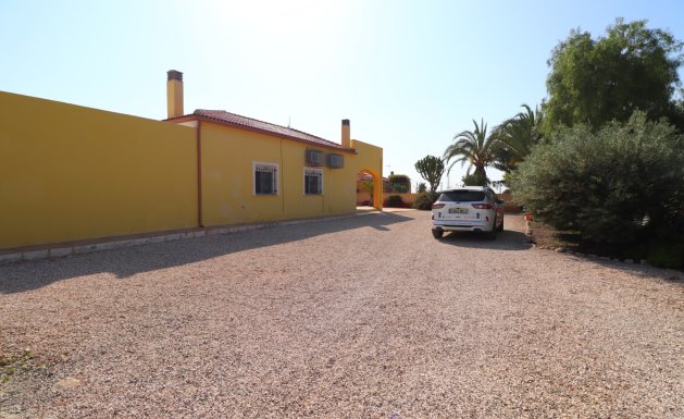 Resale - Country property  - Albatera - Albatera - Country