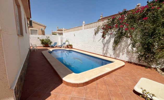 Reventa - Detached villa - Ciudad Quesada - Airstrip
