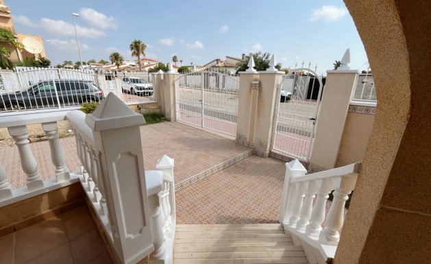 Reventa - Detached villa - Ciudad Quesada - Airstrip