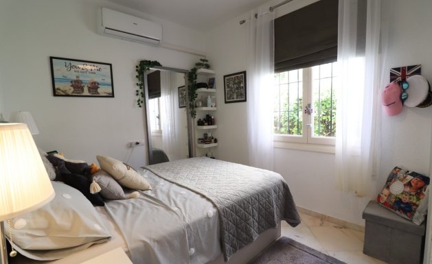 Resale - Detached villa - Orihuela Costa - Villamartin