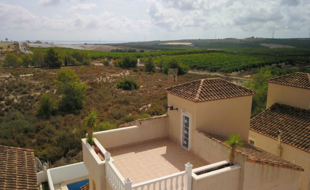 Resale - Detached villa - San Miguel de Salinas - Lake View Mansions