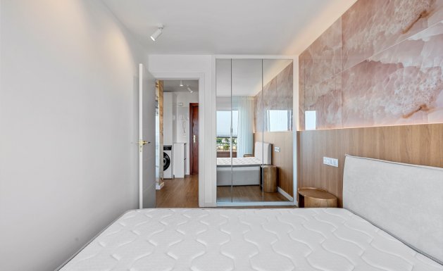 Herverkoop - Apartment - Torrevieja - Punta Prima