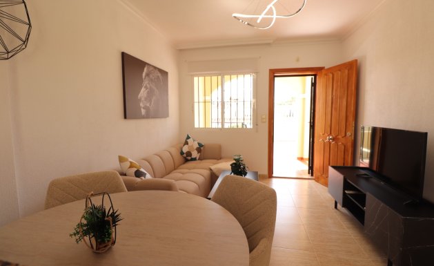 Resale - Chalet - Algorfa - Montemar